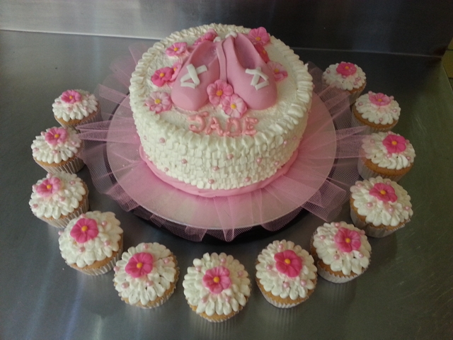 Ballet tutu cake cupcakes